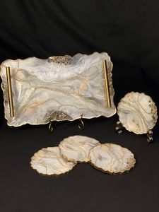 Bandeja de Resina Hecha a Mano Moderna y Más Vendida, Organizador Decorativo para el Hogar, para Mesa de Vanidad, Disponible a un Precio Excelente - Product Image 2