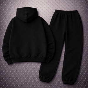 Proveedor de prendas de moda: Conjunto de sudadera con capucha y pantalones de chándal para hombre, con pedrería, en blanco, oversize, corto, con lavado ácido, con cremallera y efecto desgastado - Product Image 2