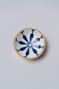 Cuencos y pinzas de madera con estampado artístico para ensaladas, frutas, pasta y mucho más - Product Image 2