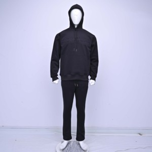 Chándal Personalizado para Hombre, con Capucha, de Algodón Negro, Manga Larga, Color Sólido, Estilo Casual para Otoño, Corte Regular, con Bolsillos Laterales y Logotipo Grabado - Product Image 1