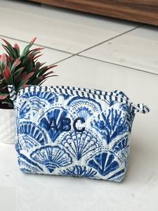 Floral Quilted <b>Makeup</b> <b>Bag</b> Custom Quilted <b>Makeup</b> <b>Bag</b> <b>Large</b> Handmade Toiletry <b>Bag</b> Travel <b>Bag</b> with Zipper Closure Christmas Gift - Product Image 3