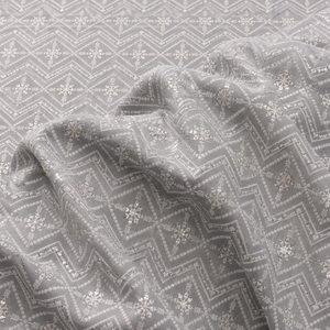 Tissu de sari en organza gris brodé avec détails en sequins pour femmes, vêtements de créateur pour fêtes, vêtements de mariée - Product Image 6
