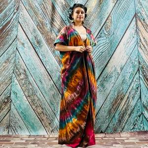 Kimono long pour femme à motif tie-dye traditionnel, coupe classique, style bohème, idéal pour les festivals, en viscose/coton écologique avec bordure en dentelle 1 - Product Image 5