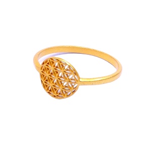 Anillo de Plata de Ley 925 Chapado en Oro Clásico con Diseño de Flor para Compromiso, Boda, Aniversario y Regalo - Product Image 1