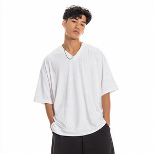 T-shirt Homme Col V Oversize Manches Courtes 100% Polyester Nouvelle Collection Été Haut de Gamme T-shirts Légers Col V pour Homme - Product Image 1