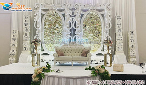 Décoration de scène de réception de mariage prestigieuse, thème rustique, murs de bougies attrayants pour mariage occidental, Canada - Product Image 6