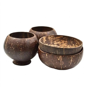 Tasses et mugs en coquille de noix de coco naturelle faits à la main, écologiques et réutilisables pour les cafés, les restaurants et la maison - Product Image 1