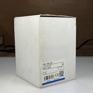 Unidad de Relé de Seguridad Original G9S-501 DC24, 24VDC, Parada de Emergencia, Control de Seguridad para OMRON - Product Image 2