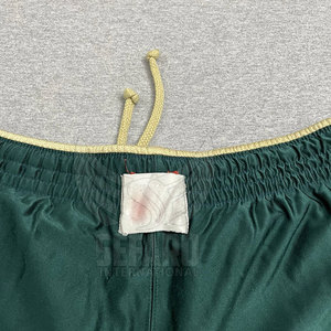 Shorts en maille réversibles de style unique en gros, prix abordable, fabriqués au Pakistan - Product Image 4