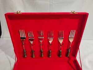 Elegant Stainless Steel Spoon Set with High Mirror Polish in <b>Red</b> <b>Box</b> ZE-3244C-D Dishwasher Safe Flatware for Wedding - Product Image 3