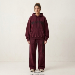 Conjunto de Sudadera con Capucha Oversize Lavada Color Borgoña y Pantalones Anchos de Chándal Estilo Urbano OEM al por Mayor - Product Image 1