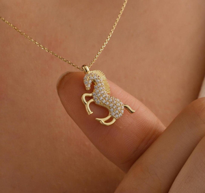 Collar con Colgante de Caballo en Plata de Ley 925 Chapado en Oro, Cadena de Cable, Diseño Animal de Lujo, Unisex, para Uso Diario, Regalo para Él - Product Image 3