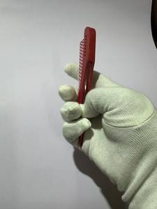 Stainless Steel <b>Razor</b> with Red Checkered <b>Blade</b> and Steel Handle OEM Brand Non-Disposable for Face Shaving <b>Single</b> <b>Blade</b> Design - Product Image 3