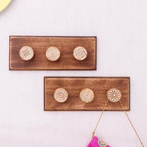 Wholesale Luxury Wooden Clothes Hangers Custom Branding Hotel <b>Wardrobe</b> European Style Polished Lacquer Finish Chrome Plated Hook - Product Image 1