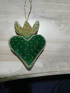 ของตกแต่งคริสต์มาสรูปหัวใจกำมะหยี่ทำมือ ขนาดสั่งทำได้ ขายส่ง - Product Image 6