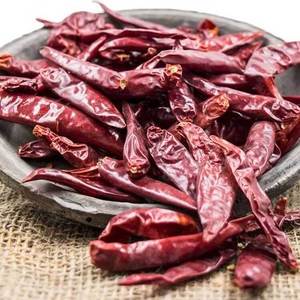 Piment rouge séché entier allongé OCEAN LINK EXIM – Épice naturelle de qualité supérieure pour la cuisine et l'exportation - Product Image 1