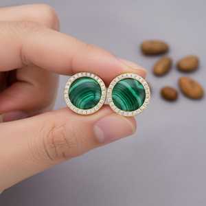 Boucles d'oreilles pendantes en malachite verte, argent sterling 925 plaqué or 14 carats, bijoux délicats de luxe, pierre de naissance, cadeau pour tous les jours - Product Image 2