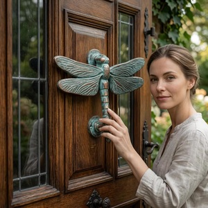 Ba Dragonfly - Timbre de puerta de hierro fundido, rústico, impermeable, ecológico, autoadhesivo, decoración para entrada exterior, hecho a mano, de metal, para pared - Product Image 2