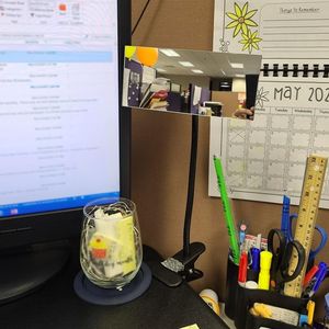 Specchio di Sicurezza Convesso 17x5 cm con Clip per Monitor Retrovisore da Scrivania, Sicurezza Personale Ovunque per Cubicoli - Product Image 4