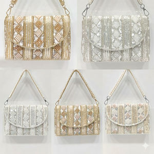 Sac à main de soirée léger de qualité supérieure pour femme, d'origine indienne, avec bandoulière et fermeture à rabat – Grande vente - Product Image 1