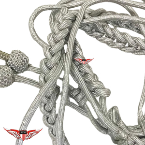 Cordones de hombro tipo aiguillette plateados, aiguillette trenzado con punta metálica - Product Image 4