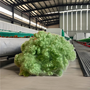 Fibre creuse en polyester vierge HCS Green 15d pour rembourrage de canapé, oreiller et coussin - Product Image 1