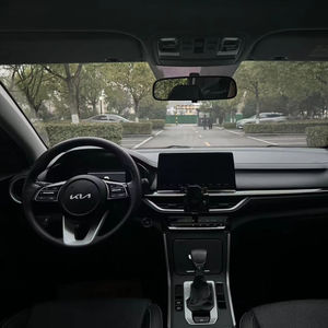 Modelo 2021 Kia K3 1.5L CVT Edición Fashion, Venta al por Mayor de Autos a Combustible, Exportación desde China - Product Image 3