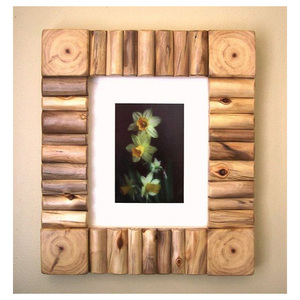 Handcrafted <b>Rustic</b> Solid Wood Photo <b>Frame</b> with Natural Grain Finish for Elegant Home Decor and Timeless Memory Display - Product Image 4