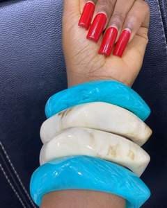 Brazalete de resina de acetato con ondas irregulares para mujer, brazalete geométrico grueso de acrílico, brazalete ancho con patrón marmoleado, adorno de mano a la moda - Product Image 2