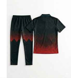 T-shirt de fléchettes respirant haute performance pour homme, col en V, taille élastique, personnalisable avec noms/numéros d'équipe, 100 % polyester, coupe classique - Product Image 2