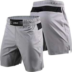 Shorts BJJ pour hommes, vente en gros, shorts MMA gris pour hommes, séchage rapide, polyester, logo sur le devant, coupe classique, vêtements d'arts martiaux - Product Image 1