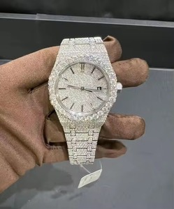 Montre de luxe unisexe en acier inoxydable avec moissanite, boîtier rond de 38 mm, verre saphir, affichage de la date, mouvement à quartz analogique - Product Image 2