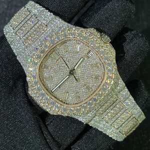 Relojes Clásicos Unisex Hechos a Mano con Diamantes Moissanite VVS1, Correa de Acero Inoxidable, Esfera Analógica Mecánica - Product Image 1