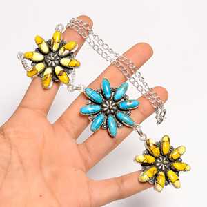Collar de Flores de Dalia y Turquesa Kingman, Joyería Boho del Suroeste en Plata de Ley, Regalo Artesanal para Ella - Product Image 6