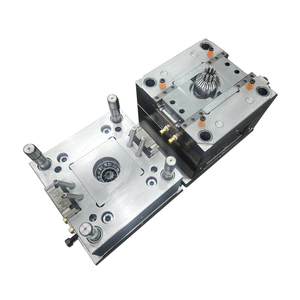 Molde de piezas de plástico moldeadas por inyección personalizadas - cargador de granadas - Product Image 2