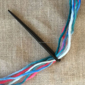 เข็มถักทำจากเขาควายขัดเงาและแกะสลัก เป็นของที่ระลึกตกแต่งสไตล์สัตว์และเรือ  เป็นมิตรกับสิ่งแวดล้อม จากประเทศอินเดีย - Product Image 2