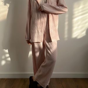 Conjunto de Pijama para Mujer con Puntos Rosas, Manga Larga, Botones, Ropa de Dormir Holgada, Top y Pantalones - Product Image 5