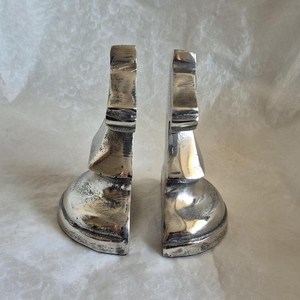 Sujetalibros Tradicionales de Aluminio para Escritorio, Decoración Profesional de Oficina, Mejora del Espacio de Trabajo, Accesorio Metálico Funcional Personalizable - Product Image 2