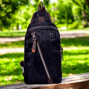 Sac bandoulière vintage en cuir et toile, sac de poitrine, sac de voyage et de randonnée, sac à épaule zippé pour hommes, vente en gros LCSB-0002 - Product Image 1