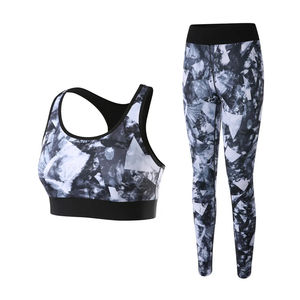 Conjunto de Yoga para Mujer de 2 Piezas: Shorts Deportivos y Sujetador Deportivo sin Espalda, Sin Costuras, de Spandex/Poliéster, con Logotipo Personalizado Frontal, Servicio OEM - Product Image 3