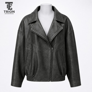 Chaqueta de cuero para mujer de alta calidad que ofrece un uso cómodo, rendimiento duradero y un estilo moderno para tendencias versátiles. - Product Image 1