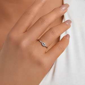 Anillo de Aniversario de Boda Vintage con Diamante Cultivado en Laboratorio Ecológico, Oro Clásico con Engaste de Garras, Corte Brillante, Certificado IGI, Banda de Eternidad - Product Image 2