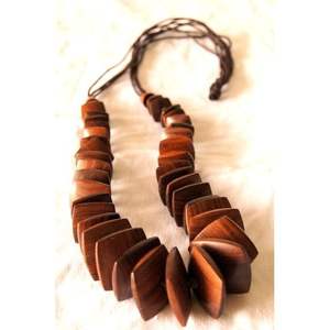 Collier pour femmes durable, bijoux avec perles en bois, fournitures de perlage - Product Image 6