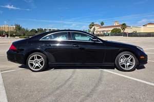 Mercedes-Benz CLS500 2006 Usado, Sin Reserva, Motor V8, Paquetes AMG <span class=keywords><strong>Sport</strong></span> y Premium, 1 Dueño Desde 2006, Sin Modificaciones - Product Image 4