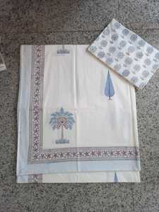 Ensemble de draps en coton imprimé à la main avec housses d'oreiller, literie florale indienne pour hôtels, boutiques et vente en gros - Product Image 4