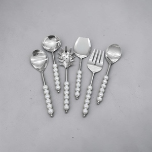 UNICORN HANDICRAFTS Ensemble d'ustensiles de service en acier inoxydable de qualité supérieure avec des poignées élégantes en perles, vaisselle de luxe pour les mariages - Product Image 4