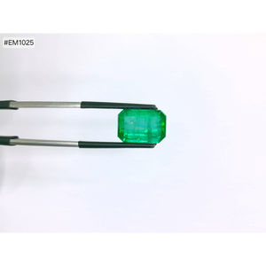 Esmeralda Zambiana Natural, Corte Octogonal Facetado, 7.66ct, Alta Calidad, Gema Suelta para Joyería - Product Image 1