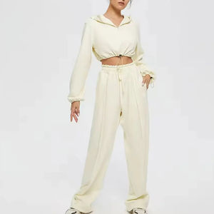 Conjunto de Sudadera con Capucha y Pantalones Deportivos para Mujer, Atuendo Deportivo Perfecto para Gimnasio, Yoga y Días de Relajación, Trajes Deportivos Cómodos y a la Moda - Product Image 6