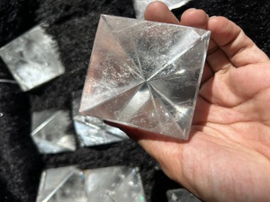 Pyramide en Cristal de Quartz Clair de Haute Qualité, Grille de Guérison, Correction Vastu, REIKI, Poli, Agate RAIS, Feng Shui - Product Image 5