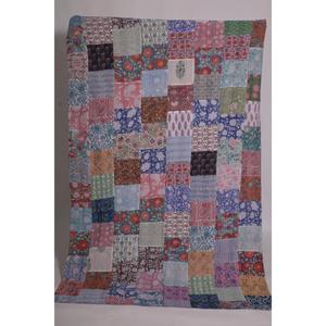 ผ้าห่มปักลายคันธาทำมือจากผ้าฝ้ายสไตล์อินเดียโบโฮ ผ้าคลุมเตียงแบบสองด้าน ของตกแต่งบ้าน - Product Image 2